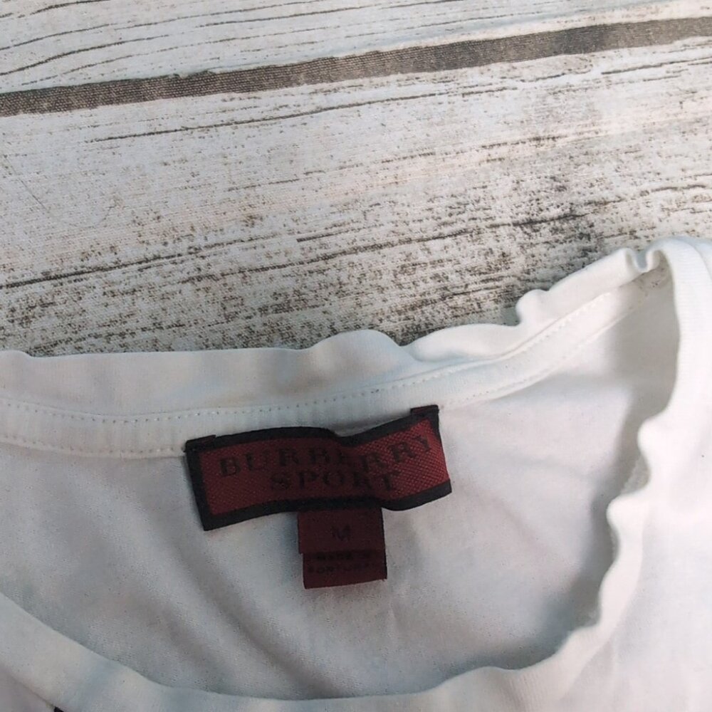 Burberry Sport White T Shirt Size Medium - Picture 4 of 7